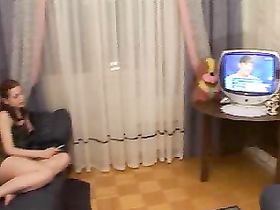 Пошлая сучка трахается с алкашом и стонет